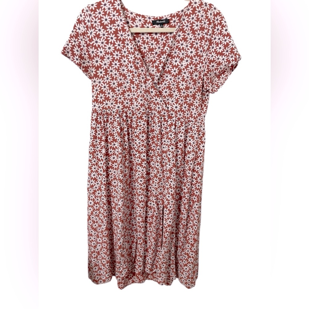 💚💚 MADEWELL Clara Midi Dress in Falling Daisies - Picture 5 of 15